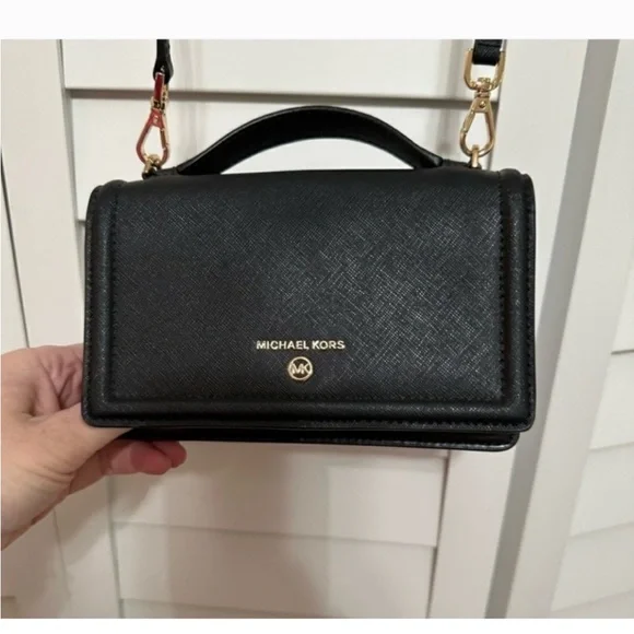 Women's Michael Kors Jet Set Charm Small Top-Handle Phone Black Cross-body Bag